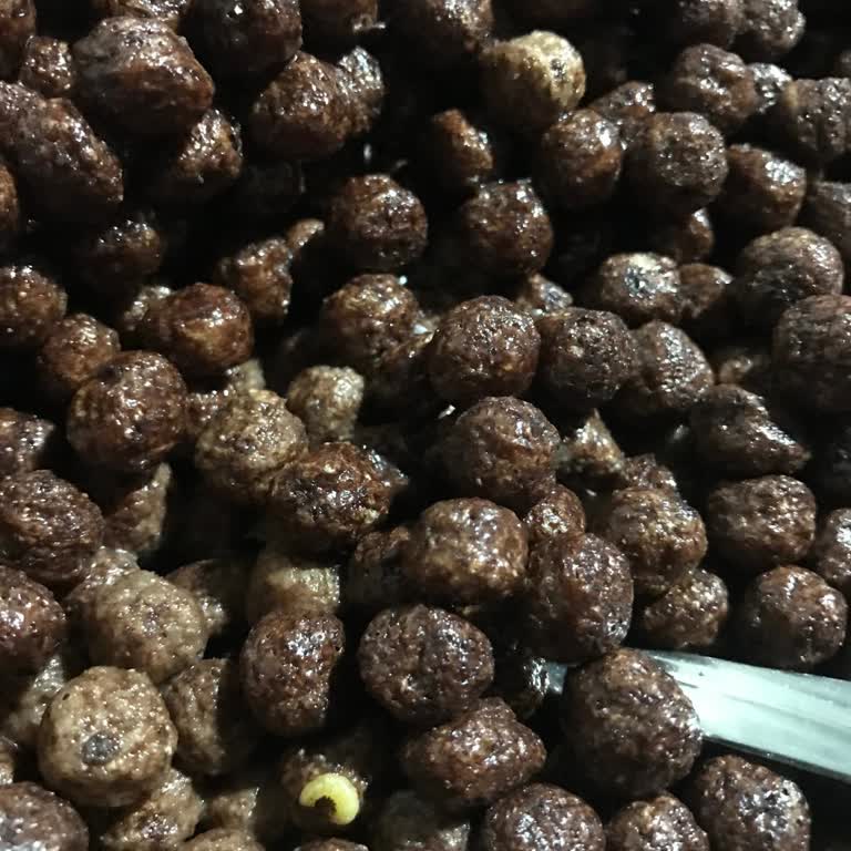 A101 Erzurum'da Nesquik Ürünü İçinde Solucan Bulunması