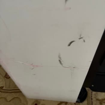 Media Markt Servisinden Gelen Robot Süpürge Çamurlu Ve Çatlamış Şekilde Teslim Edildi