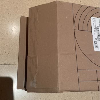 Nike Air Force 1 no entregadas, paquete manipulado y entregado vacío