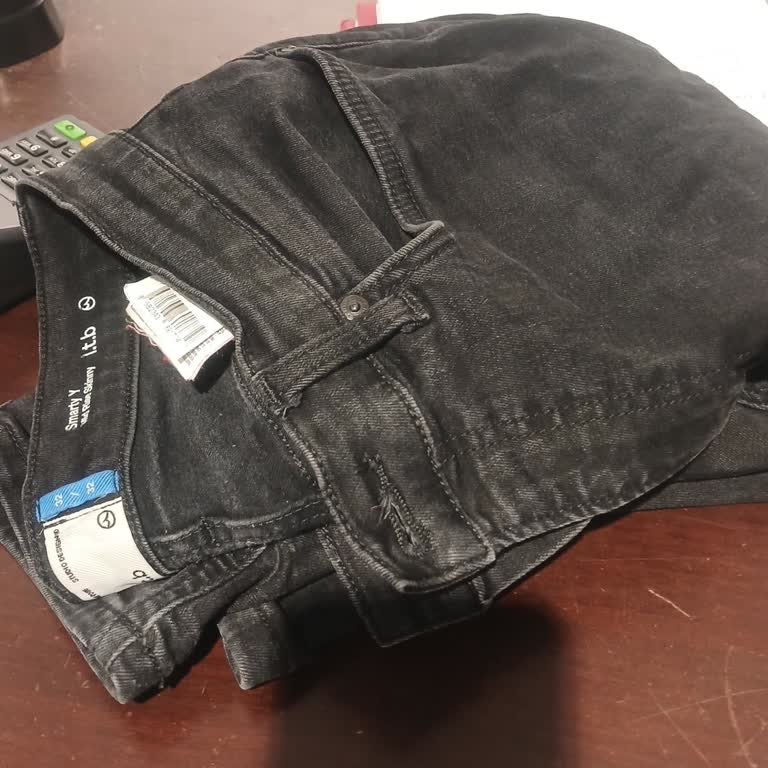 Pantolon Garantisi İçin 20 Gün Cevapsızlık Ve Ürün Değişimi Bekleniyor