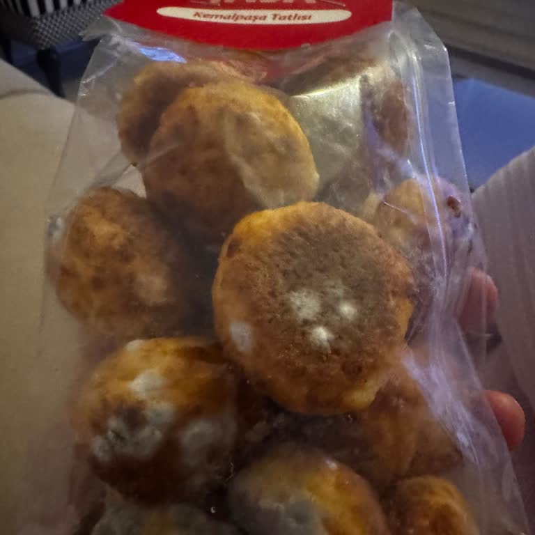 Son Kullanma Tarihi Geçmemiş Küflenmiş Kemalpaşa Tatlısı İçin Ücret İadesi Ve İnceleme Talebi