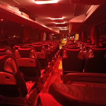 Vaat Edilen 2+1 Otobüs Yerine Dar 2+2 Araç Verildi