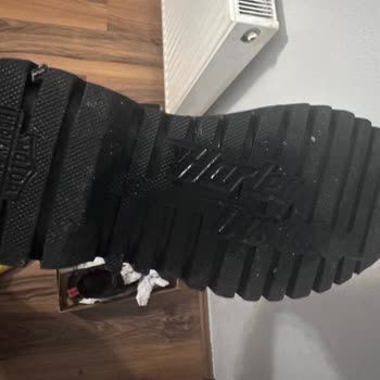 Kaymazlığı Olmayan Harley Davidson Kış Botunda Ayıplı Ürün Ve Boyner’in Destek Eksikliği