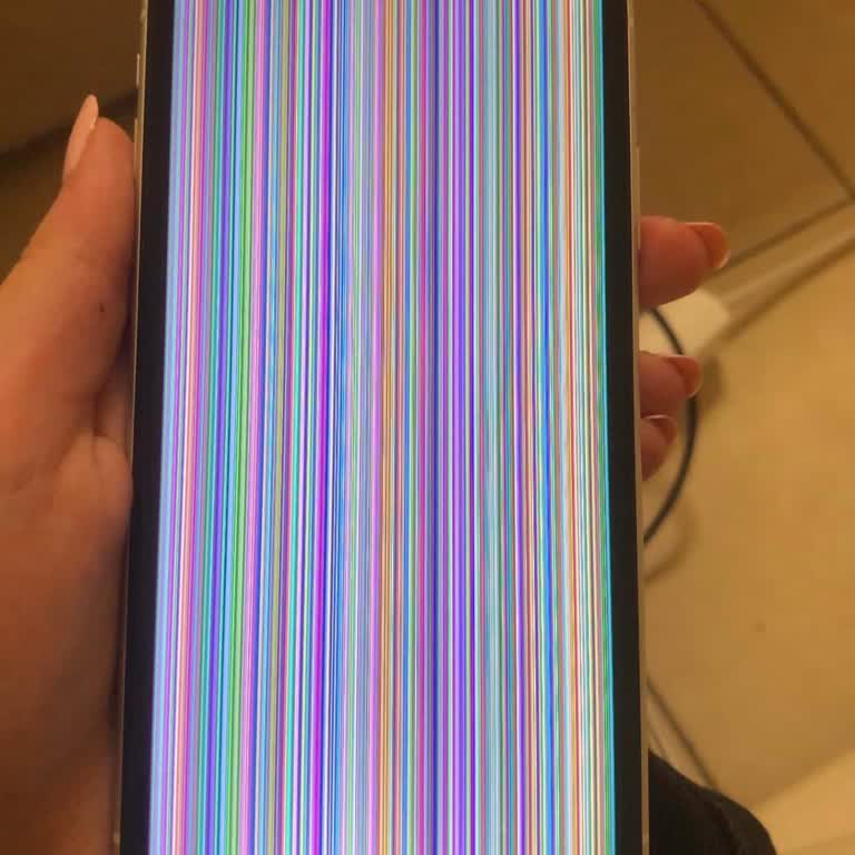 Yenilenmiş İPhone 11 Ekran Sorunu Tekrar Tekrar Garanti Süreci Ve İade Talebi