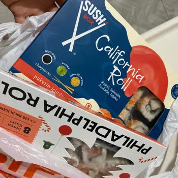 Migros Hemen'de Soğuk Zincir Bozulması Nedeniyle Sushi Ürünleri Donmuş Ve Tüketilemez