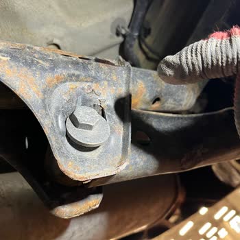 Parça Gecikmesi Nedeniyle Engelli Araç Sahibi 20 Gün Süreyle Hastane Ziyaretinde Zorlanıyor