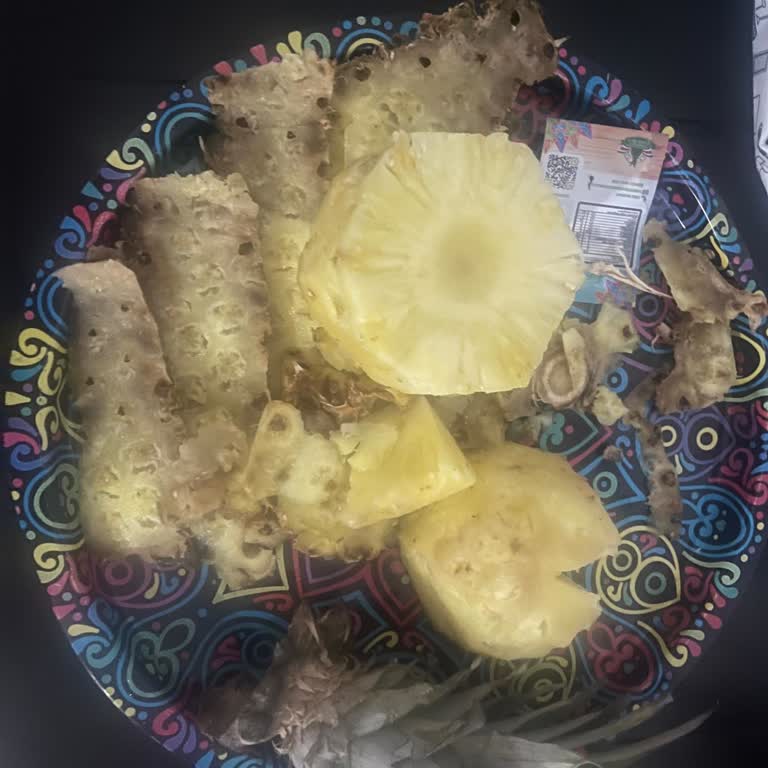 Taze Ürün Beklerken Bozuk Ananas: Migros Şubesine İade Talebi