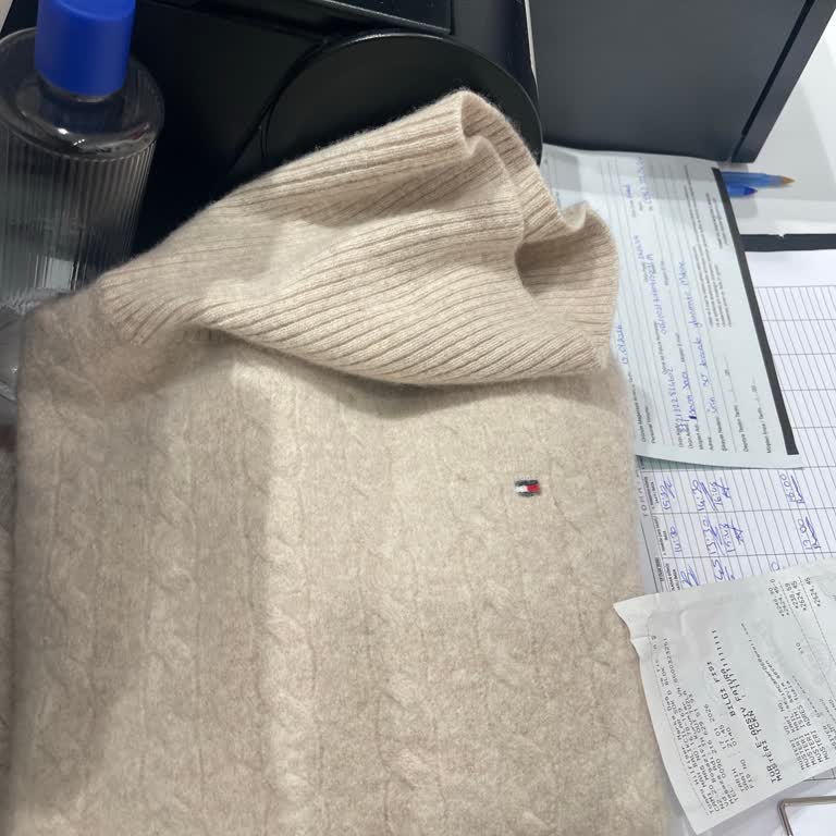 Tommy Hilfiger Kazakta Çekme Sorunu: Yıkama Talimatına Uygun Yıkadım, Çözüm Bekliyorum