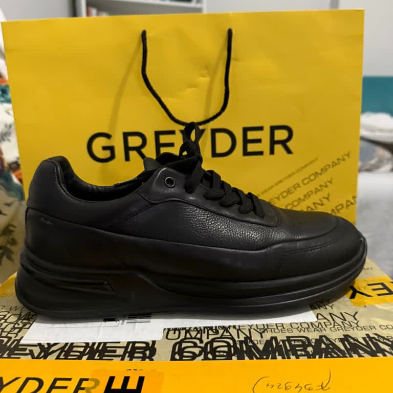 Aşırı Ayak Terlemesine Neden Olan Ayıplı Greyder Ayakkabı İçin İade Talebi