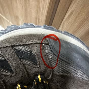 Columbia Ayakkabının Kısa Sürede Çökmeye Başlaması Ve Garanti Reddi