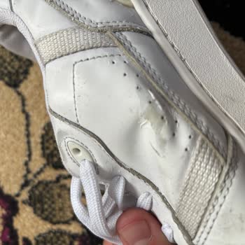 Lacoste Ayakkabısında Erken Yıpranma Ve Değişim Talebi