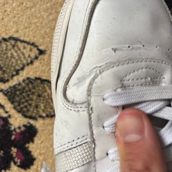 Lacoste Ayakkabısında Erken Yıpranma Ve Değişim Talebi