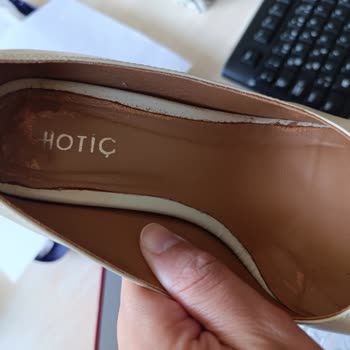 Hotiç Stiletto Ayakkabısının Bir Günde Bozulması Ve İade Sürecindeki Sorun