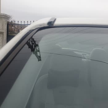 Uğurlu Oto Cam Yaptıkları Hatanın Bedelini Benden İstiyor