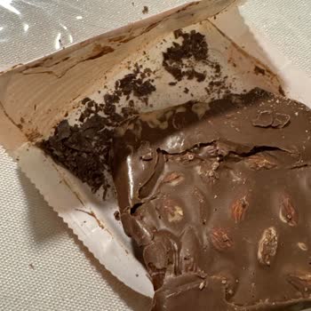 Migros'tan Alınan Tambol Çikolatalarında Paketleme Ve Görünüm Problemi