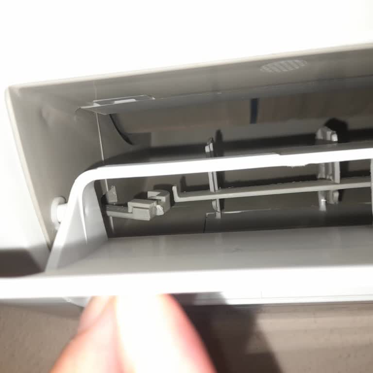 Baymak Garanti Kapsamındaki Klimamın Soğuk Hava Yönlendirme Aparatı Arızalı Ve Çözüm Bekliyor!