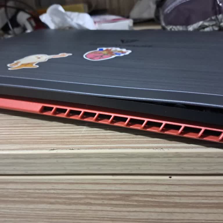 Casper Excalibur G870 Dizüstü Bilgisayarın Ekran Menteşesi Kırıldı, Garanti Kapsamı Dışında