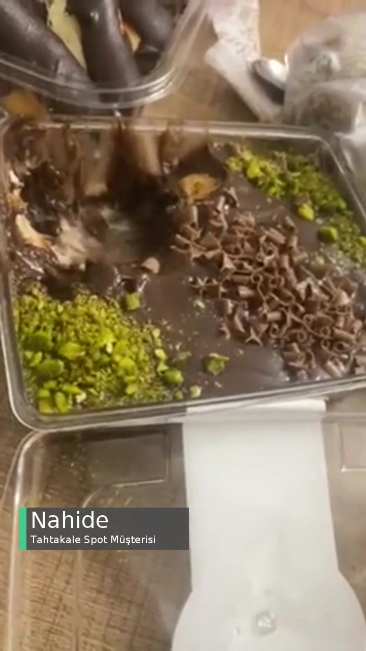 Tahtakale Spot Bozuk Profiterol videonun kapak resmi