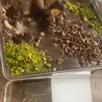 Tahtakale Spot Bozuk Profiterol