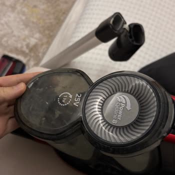 Philips Süpürgesi Normal Kullanımda Kırıldı Güvenimi Sarstı