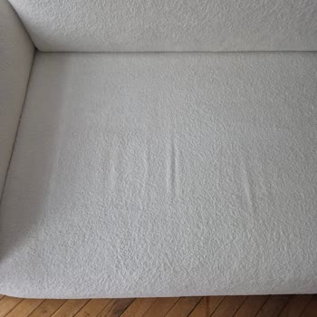 Berjer Teslimatı Gecikmesi Ve Üçlü Koltuktaki Kumaş Toplanması