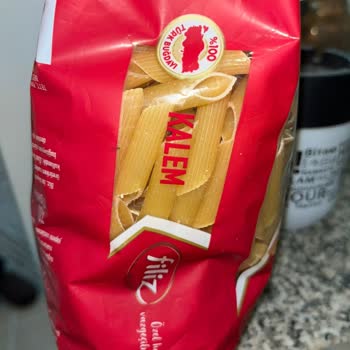 Filiz Markalı Makarna Paketi İçinde Böcek Bulunması Ve Güven Kaybı