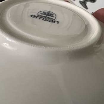 Şok Market’te Defolu Emsan Kahve Fincan Takımı, Değişim Talebi