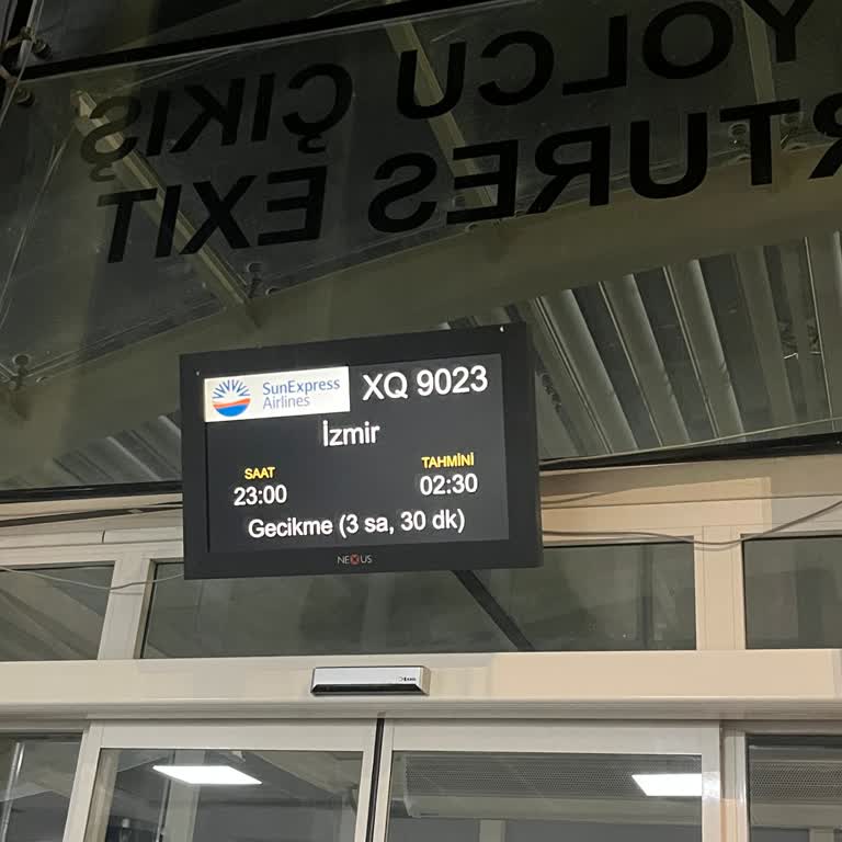 Sunexpress'ten 3,5 Saatlik Rötar Ve İşe Gidememe Mağduriyeti