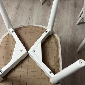 Kurulum Sırasında Mobilyalarım Hasar Gördü, Servis Sehpası Eksik Ve Cevapsız Yanıt