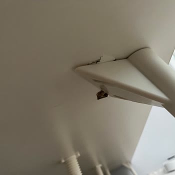 Kurulum Sırasında Mobilyalarım Hasar Gördü, Servis Sehpası Eksik Ve Cevapsız Yanıt