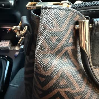 Aldo Markasından Çabuk Yıpranan Çanta İçin Değişim Talebi