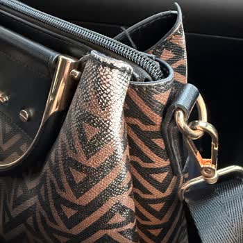 Aldo Markasından Çabuk Yıpranan Çanta İçin Değişim Talebi