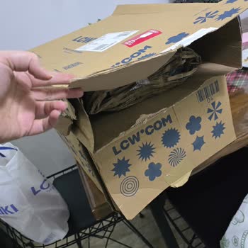 Kırık Fincan Takımları Ve Eksik Yapay Bitki Nedeniyle Tam İade Talebi