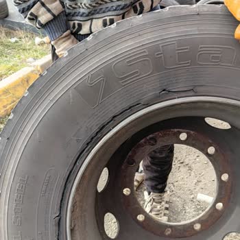 Petlas Starmaxx Lastiğinde Yırtılma Ve İade Talebi