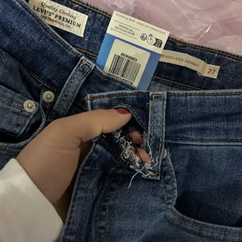 Teslim Edilen Jean Pantolonunda Büyük Yırtık Ve Onarım Talebi