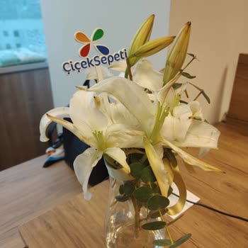 Solmuş Çiçek Buketi Teslim Edildi, Taze Değişim Talebi