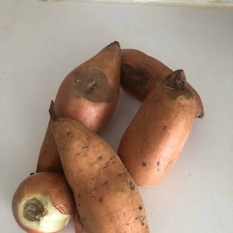 Migros’tan Çürük Soğan Ve Tatlı Patates Şikayeti