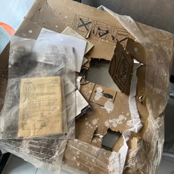 Arçelik Fırının Kutu İçindeki Göçük İçin Değişim Talebi