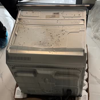 Arçelik Fırının Kutu İçindeki Göçük İçin Değişim Talebi