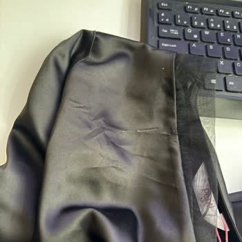 Yapışkan İzli Ve Simli Penti Ürünü Kalite Kontrol Hatası