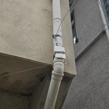 TurkNet Fiber Kablonun Su Borusuna Bantla Sarılması Ve 1 Aylık İnternet Kesintisi