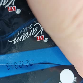 Eti Karam Çikolatasında Cam Parçası Bulunması Kabul Edilemez