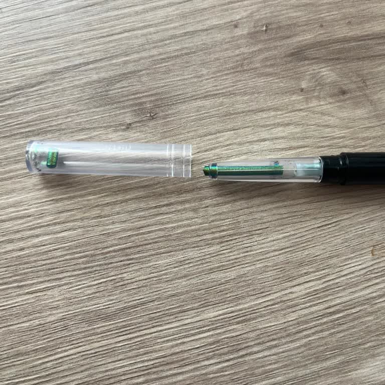 Kırık Gelen Göz Kalemi İçin Ücret İadesi Ve Yeniden Gönderim Talebi