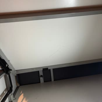 İstanbul Vadi Yataş Mağazasından Aldığım Baza Ve Başlıkta Tekrarlanan Çökme Ve Çatlak Problemi