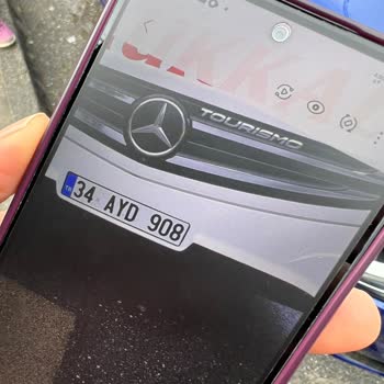 Otobüs Sıkıştırması Sonucu Eşimin Yaralanması, Araç Hasarı Ve Çalışanların Hakaretli Davranışı