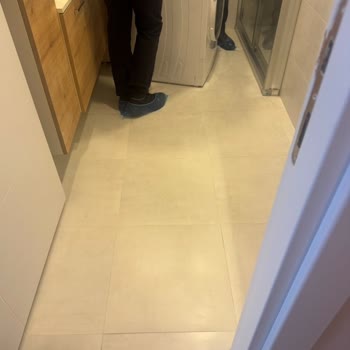 LG Kurutma Makinesi Kompresör Arızası Ve Servis Çizik Hasarı Nedeniyle Değişim Talebi