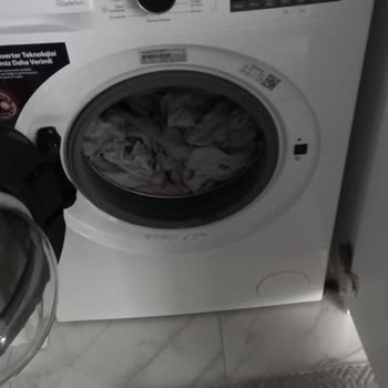 Garanti Kapsamındaki Çamaşır Makinesinde Su Kaçırması Kullanıcı Hatası Olarak Reddedildi