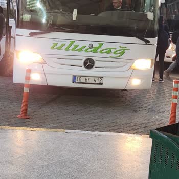 Bagajda Kırılan Valiz İçin Sorumluluk Reddi Ve Tazmin Talebi