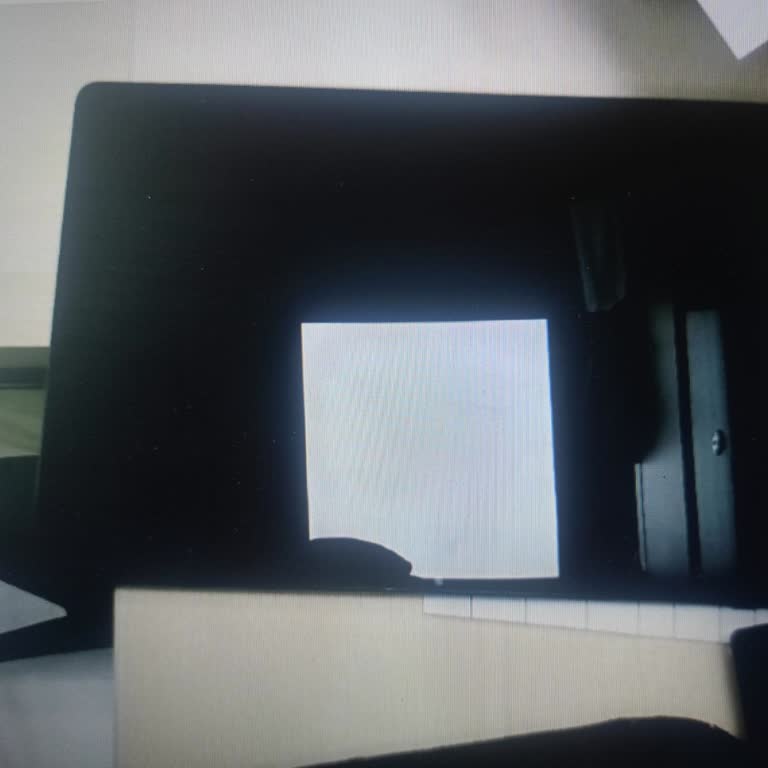 Teknosa'dan Garanti Kapsamında Teslim Edilen Tablet Paramparça Dönüyor Ve Sorumluluk Reddi