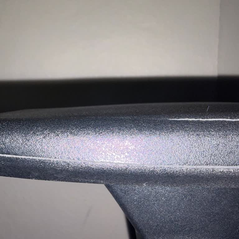 Kırılan Tekerlekler Ve Çatlayan Kolçak İçin Ücretsiz Parça Değişimi Talebi